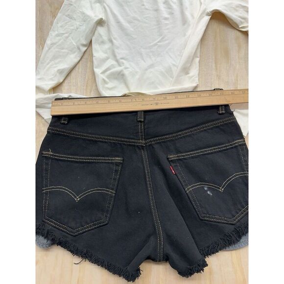 Levi’s And Free People Intimate Bundle Concert Ready M/L Black Cutoff Shorts 31” - Picture 3 of 8